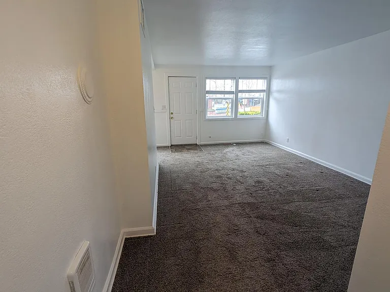 102 N Montgomery Ave #2 — Photo 3