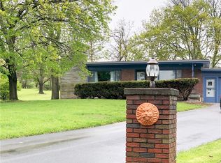 2008 Gravel Rd, Seneca Falls, NY 13148