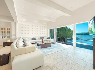224 S Coconut Ln, Miami Beach, FL 33139
