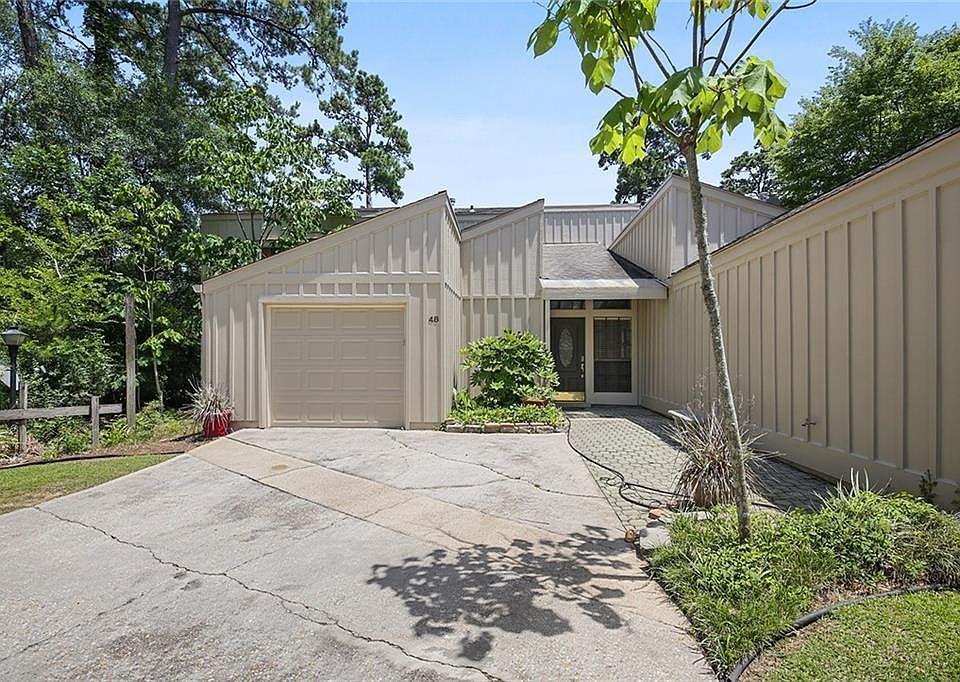 1st image of 48 N Court Villa Dr