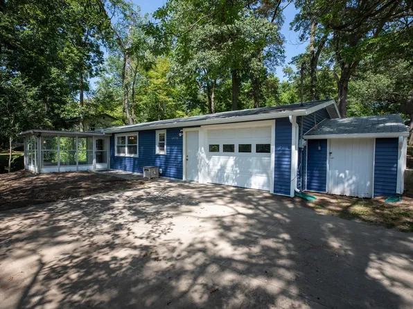 4970 W Island Ln, Warsaw, IN 46580