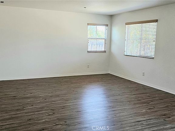 4th image of 9242 Kettle Rd