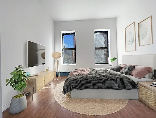 Rented by Bohemia Realty Group | media 11