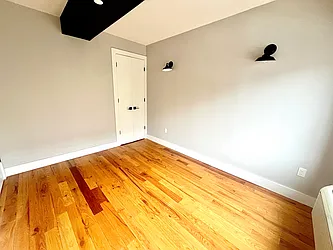 Rented by MADEHOME