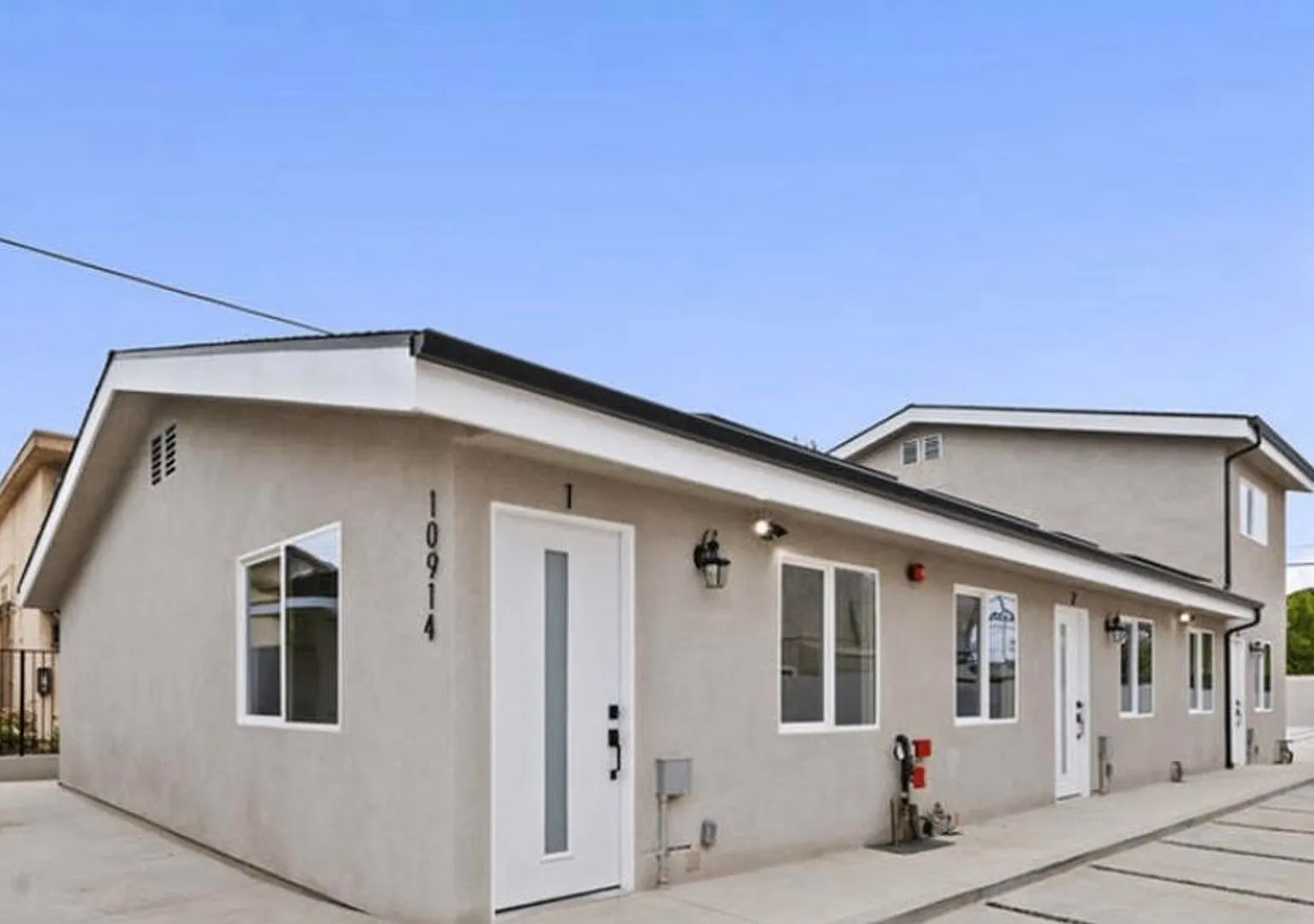 10914 Columbus LLC — Photo 1
