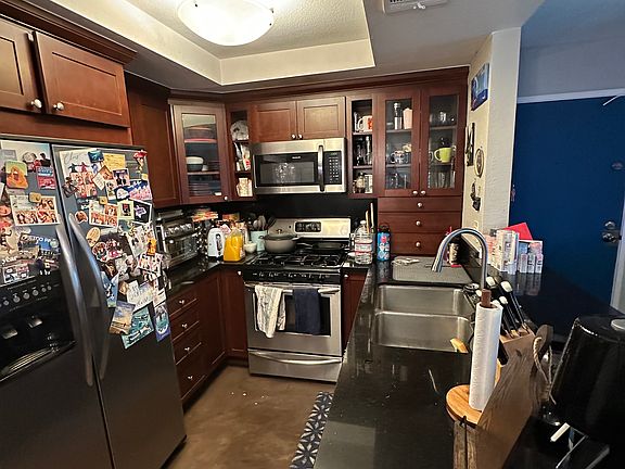 4th image of 839 S Holt Ave APT 102