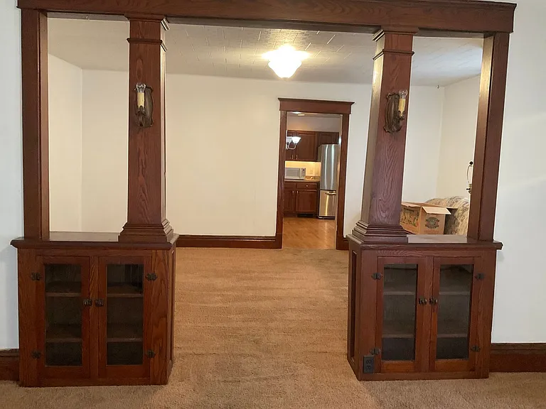 112 W Main St — Photo 12