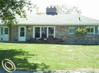37821 Pointe Rosa St, Harrison Township, MI 48045