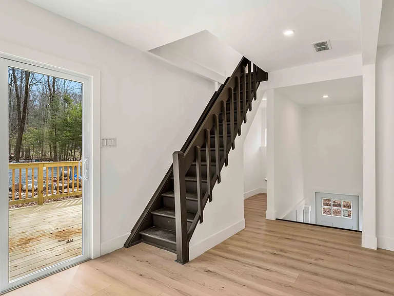 107 Juniper Dr — Photo 39