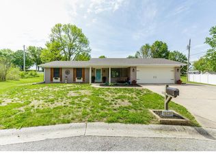 1628 Christy Ct, Saint Charles, MO 63303