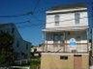 128 Arnot St, Saint Clair, PA 17970