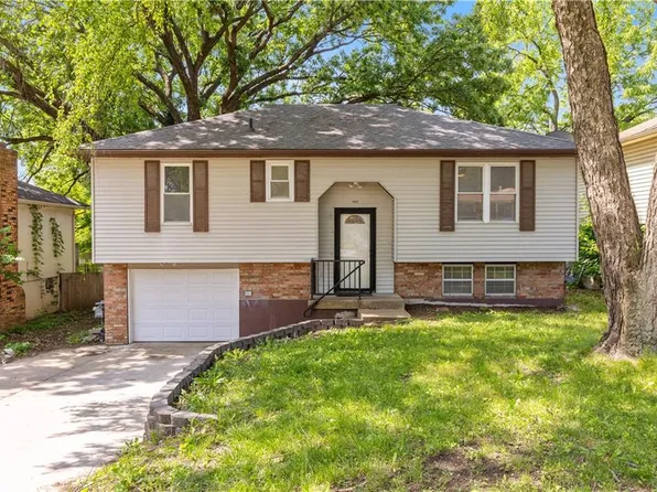 5317 NE 46th St, Kansas City, MO 64117