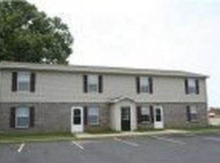 4011 Pine Dr APT D, Newburgh, IN 47630