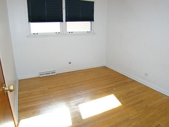 4th image of 1318 Algonquin Dr