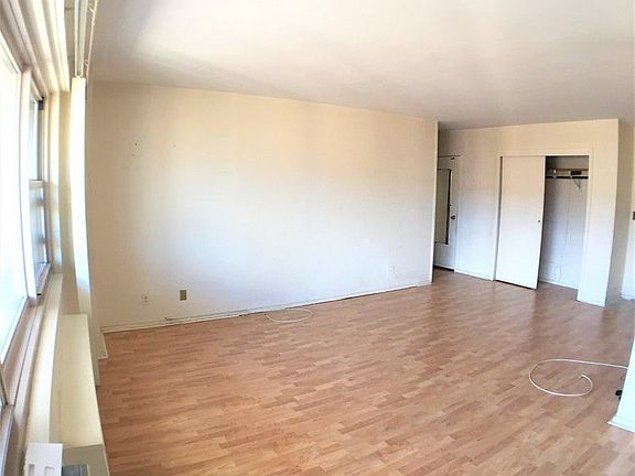 3rd image of 464 Neptune Ave APT 21D