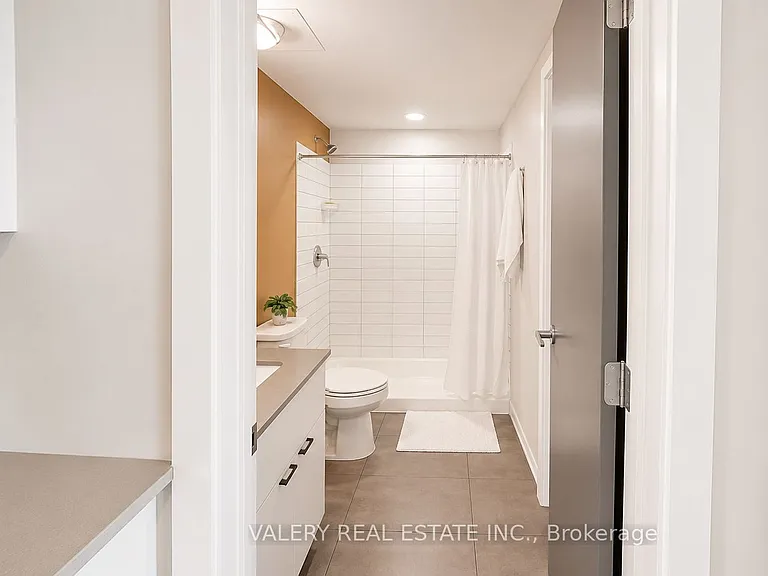 305 Rideau St N #315 — Photo 11