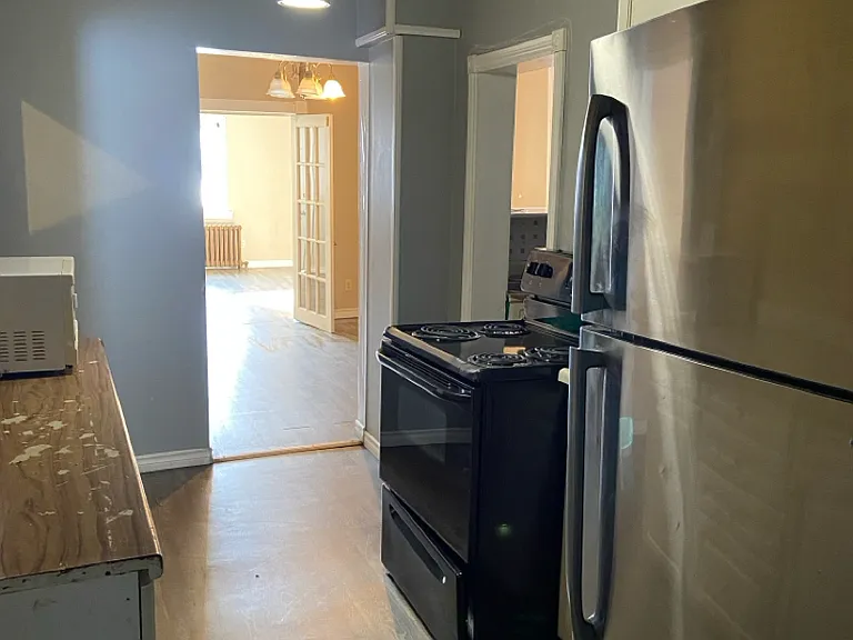 334 Albert St E — Photo 13