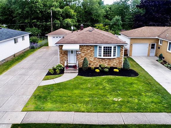 2nd image of 227 Banko Dr