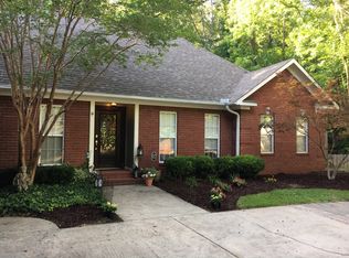 112 Laura Lake Rd, Vicksburg, MS 39180