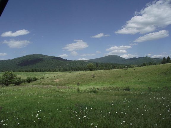 4th image of Nka Hells Gulch Road