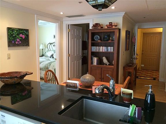 5th image of 1 Pratt Ave #204