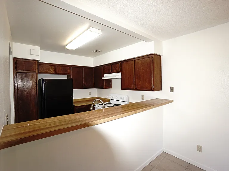 1190 S Winery Ave #245 — Photo 14