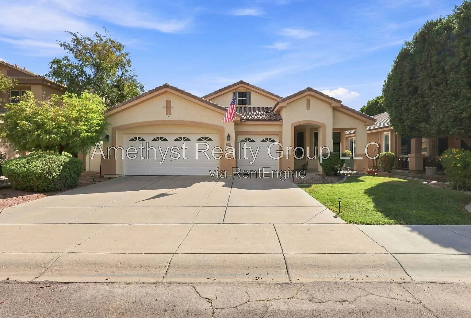 4 bed, 2.0 bath, 2114 sqft, $2,550 — Photo 2