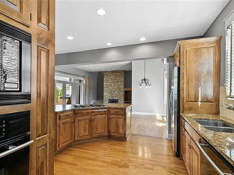 7925 N Lane Ave — Photo 16