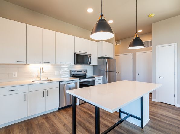 Talon Apartments | 5126 Lacy Rd, Madison, WI