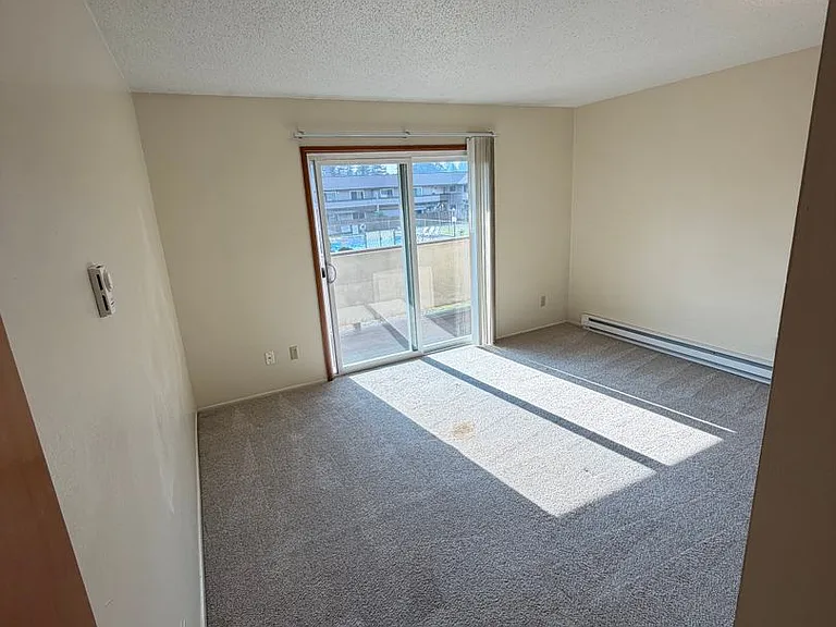 Michelbook Apartments — Photo 37