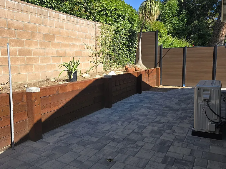 9309 Encino Ave — Photo 16