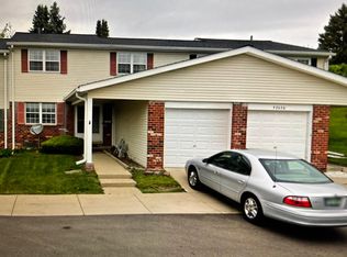 42040 Queen Anne Ct, Northville, MI 48167