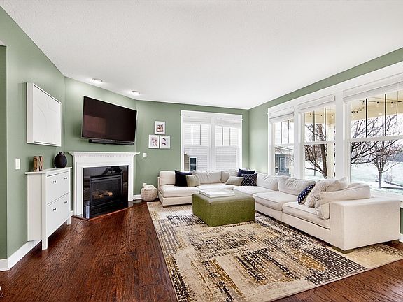 4th image of 14927 W Black Wolf Run Dr