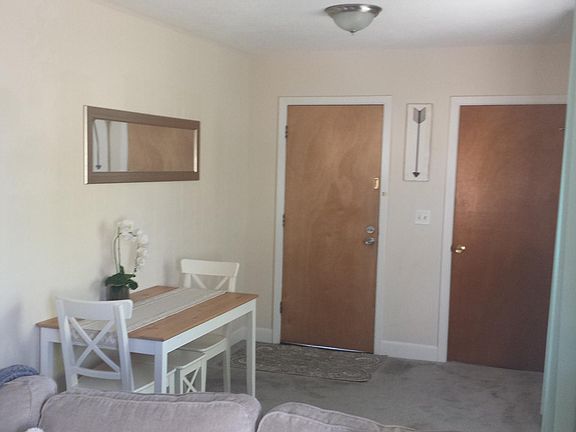 4th image of 201 Waterman St APT 3