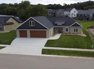 4371 Cassidy Ridge Dr NE, Rochester, MN 55906