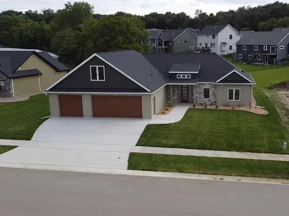 4371 Cassidy Ridge Dr NE, Rochester, MN 55906