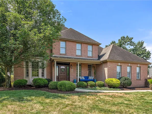 545 Dorchester Dr, Seven Fields, PA 16046