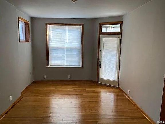 5th image of 561 Eiler St #1