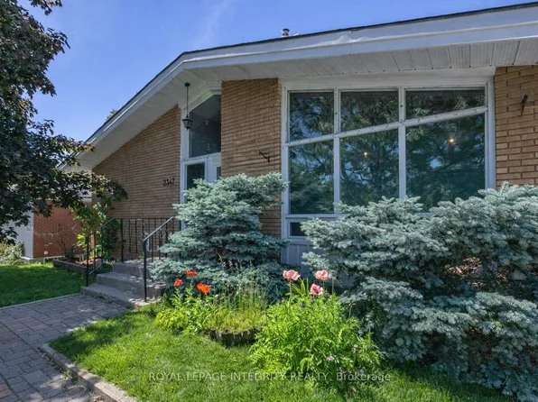 2347 Baseline Rd, Ottawa, ON K2C 0E2
