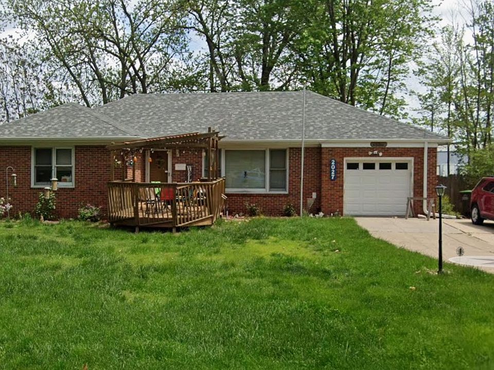 1st image of 2027 Glenbrook Dr