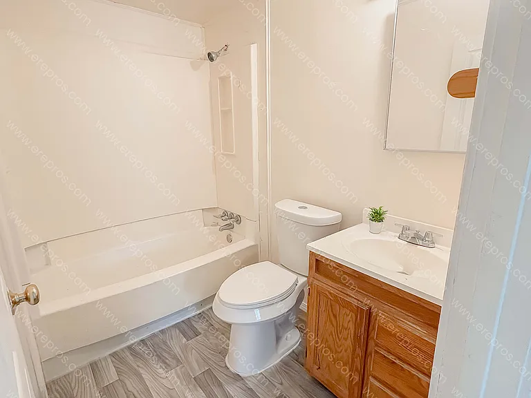 971 Woodbridge St — Photo 10