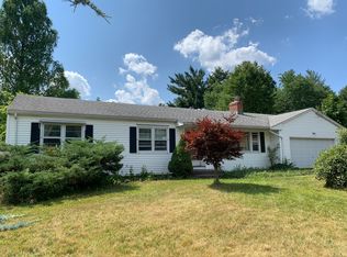 18 Sycamore Rd, Bloomfield, CT 06002