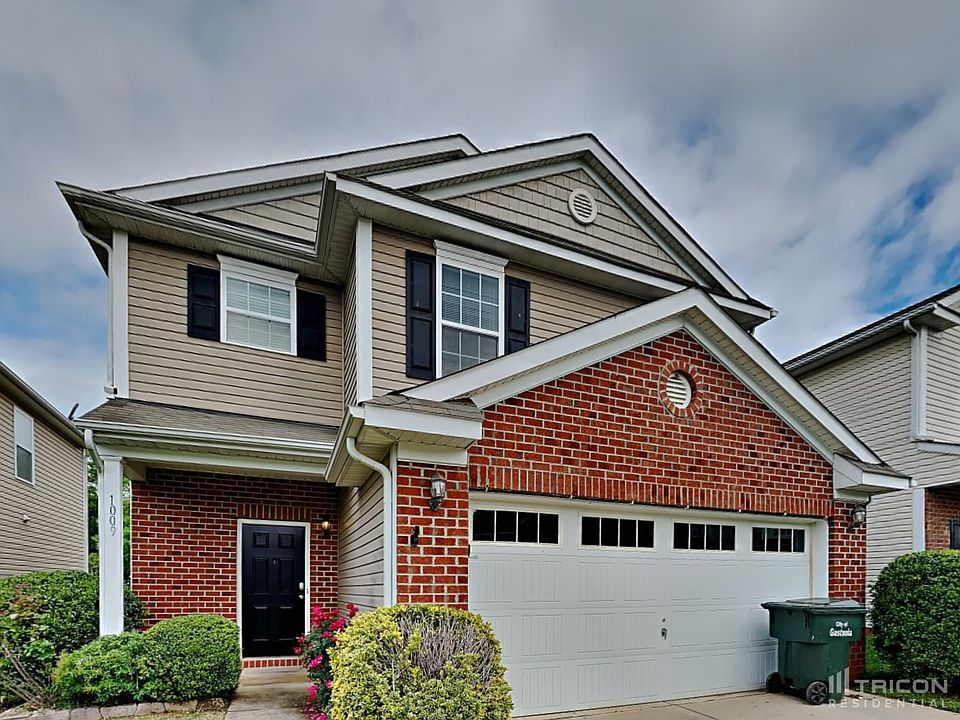 1st image of 1009 Willow Wind Dr