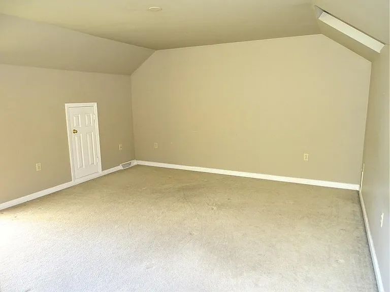 153 Melrose Ln — Photo 13