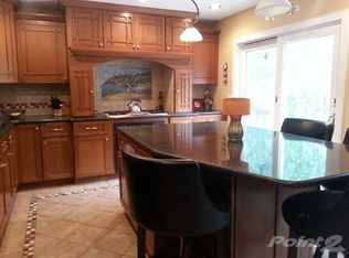 12 Robert Ct, Succasunna, NJ 07876