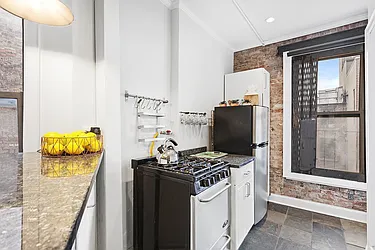 Rented by NestApple, Inc.