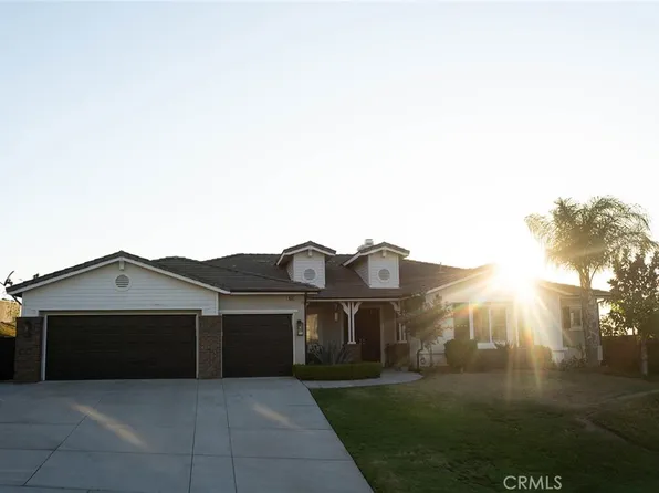 4693 Laurel Ridge Dr, Riverside, CA 92509