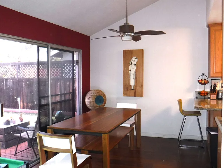 1612 Bridgeview Dr — Photo 5