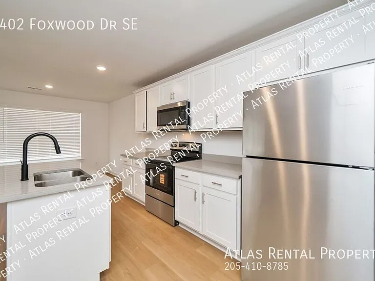 4402 Foxwood Dr — Photo 16