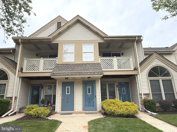 1512 Foxmeadow Cir #1512, Royersford, PA 19468